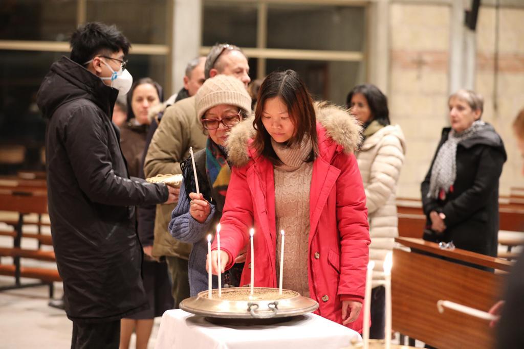 Prions ensemble pour les malades en Chine : à un moment difficile pour la communauté chinoise, un signe de fraternité et d'espérance
